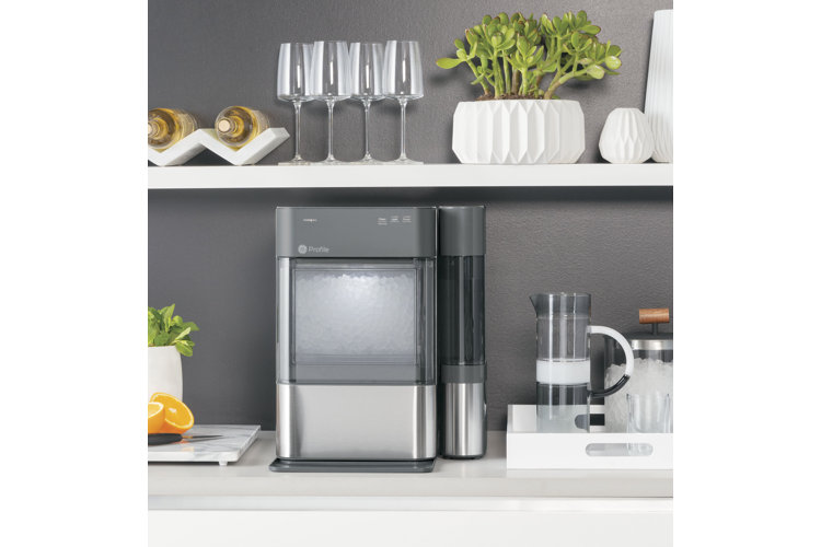 Make the Coldest Drinks With These Best Ice Makers Wayfair